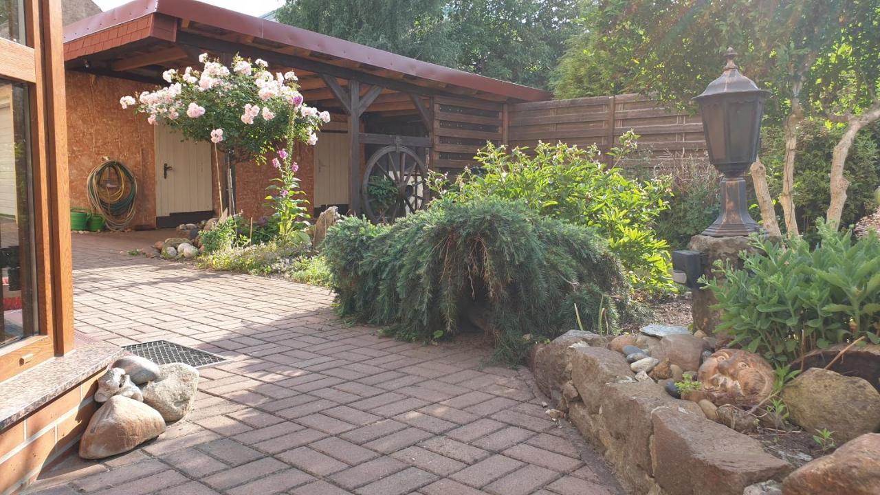 Haesselhof - 80Qm Ferienwohnung Im Zentrum Von Bad Liebenwerda Kültér fotó